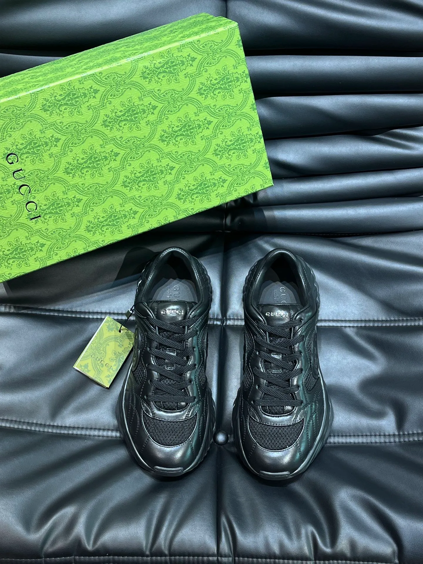 Men's Men's Shoes💰p760 "Gucc*" Ri Men's Men's Shoes💰p Men's Men's Shoes💰ple Series 2024ss👫Couple Style Casual Sports Shoes, buy the original and accurately reproduce it! Restore the quality of details, Gucci Ri men's shoes 💰p men's shoes 💰ple series sports shoes are made with innovative stitching technology to create a flowing texture like water. The leather design is paired with three-dimensional interlocking Double G leather patches and Gucci letter metal accessories, creating a free flowing texture of the entire shoe with a 3D effect. A classic and versatile piece that feels super comfortable on your feet! Female 35-40 Male 38-45